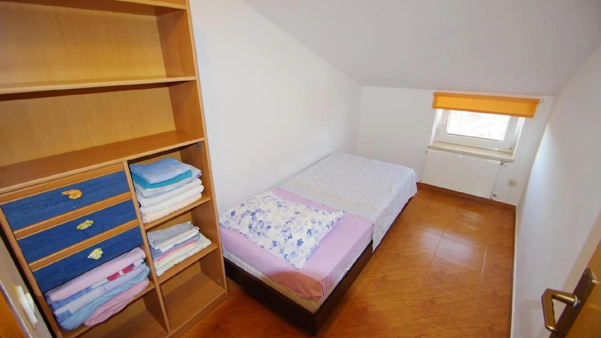 Lägenhet Ferienwohnung In Fazana Mit Garten Und Grill Valbandon Kroatien