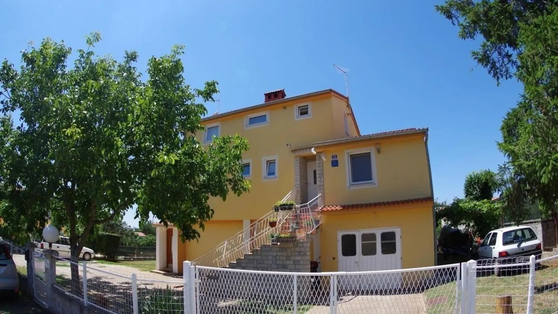 Apartment Ferienwohnung In Fazana Mit Garten Und Grill Valbandon